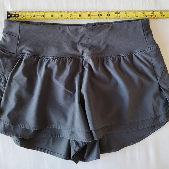 CALIA Kick it Up mid-rise short. Size:L - Picture 3 of 5